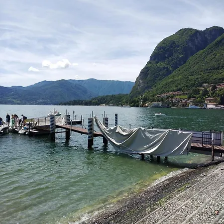 La Mansardina Apartman *